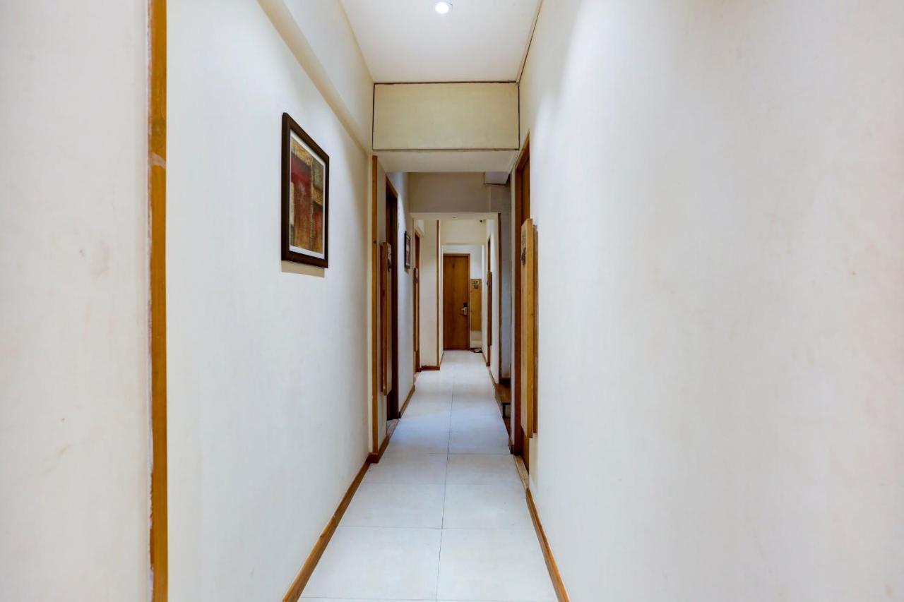 Oyo 81549 Hotel Elegance Nx Mumbai Exterior photo